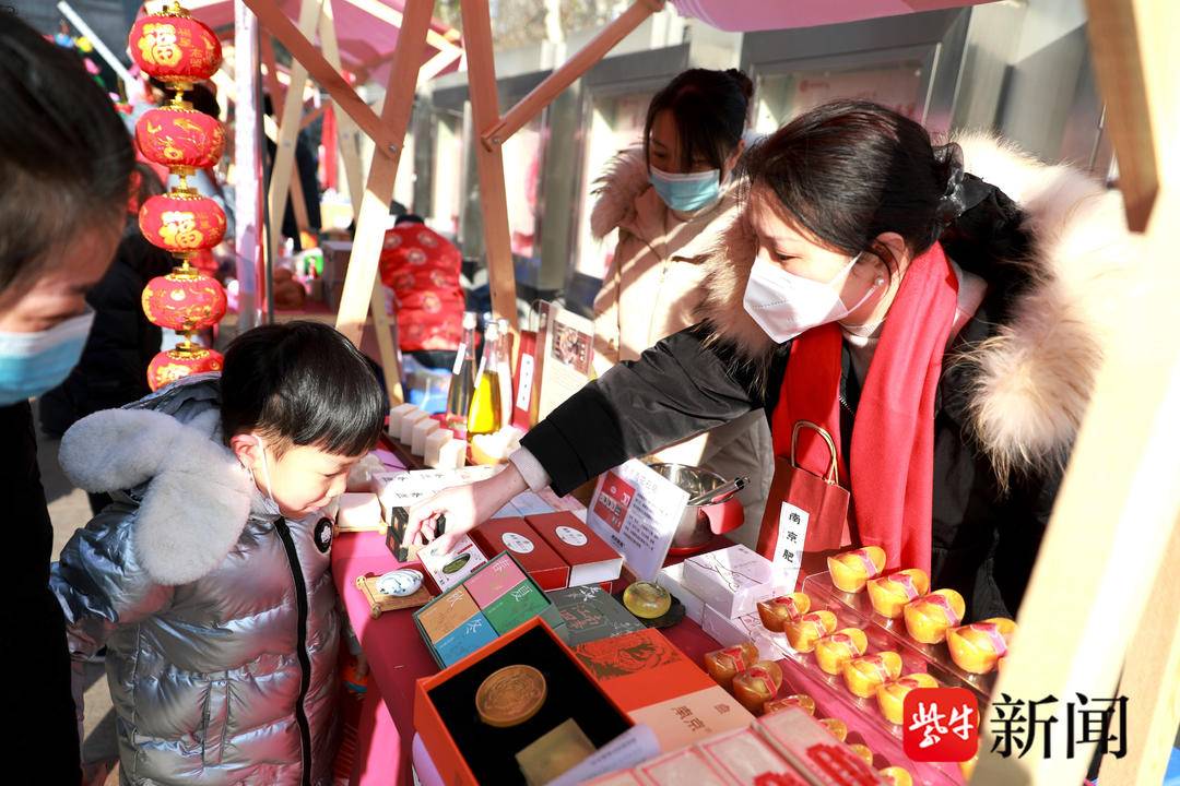 民俗迎新春 南京“兔翰繪新春”民俗游樂會點亮佳節魅力